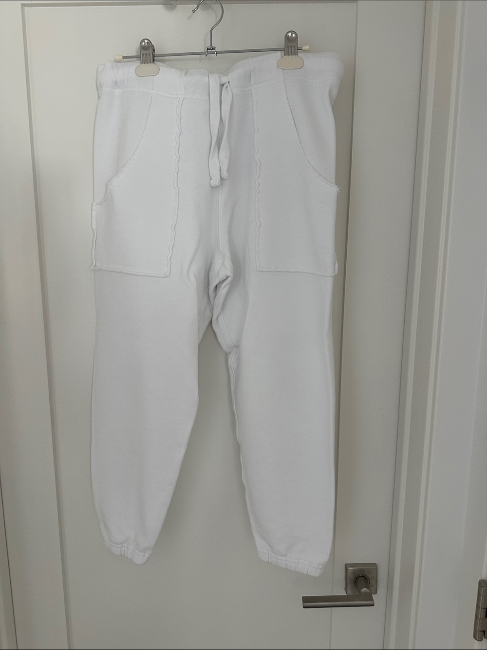 Frank and Eileen Eamon jogger white size medium